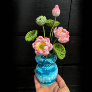 Alternative view of Lotus Vase Plant – Amigurumi Crochet Stuffed Animal Milnora