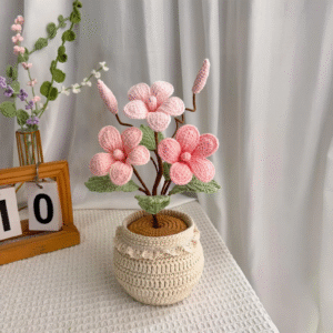 Crochet Plumeria – Amigurumi Crochet Stuffed Animal Milnora